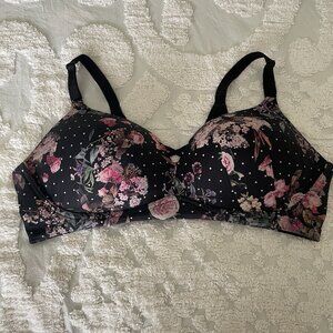 Torrid Curve Dream Wire-Free Bra 44D Black Floral Roses T Shirt Romantic